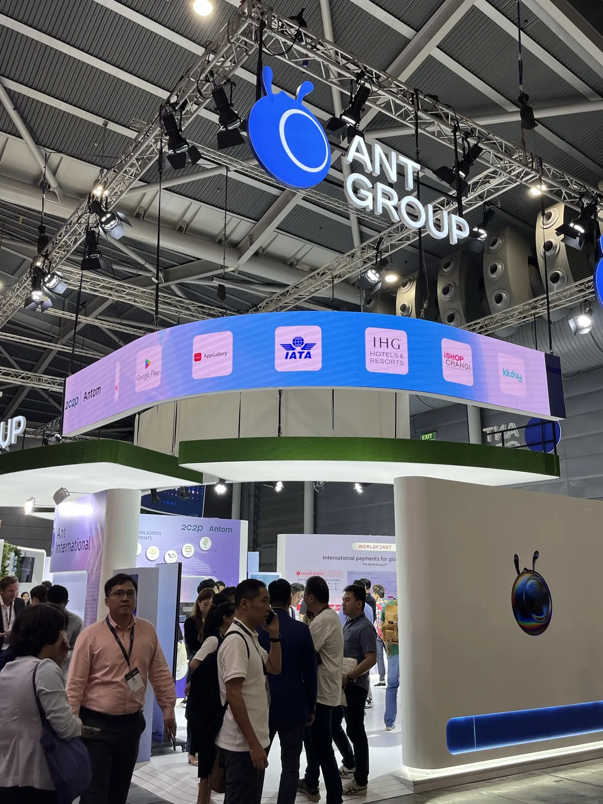 Ant Group Expo Booth — view 2 — Flexible & Curved installation by ETA Visual